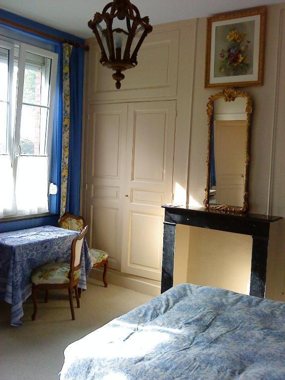 Chambres D'Hotes Intra Muros Arras Esterno foto